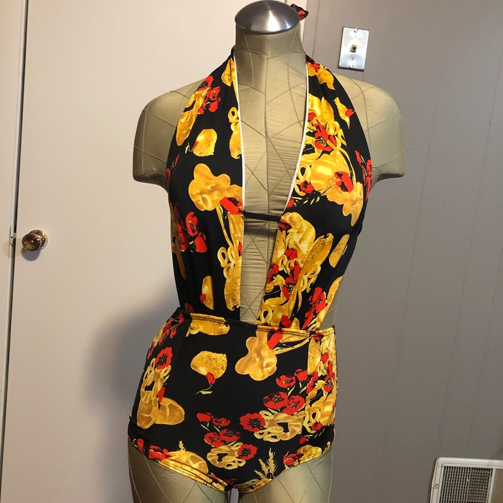 Sexy floral one piece swimsuit